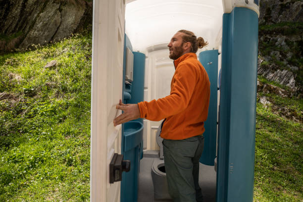 Best Portable toilet rental cost  in Ossian, IN